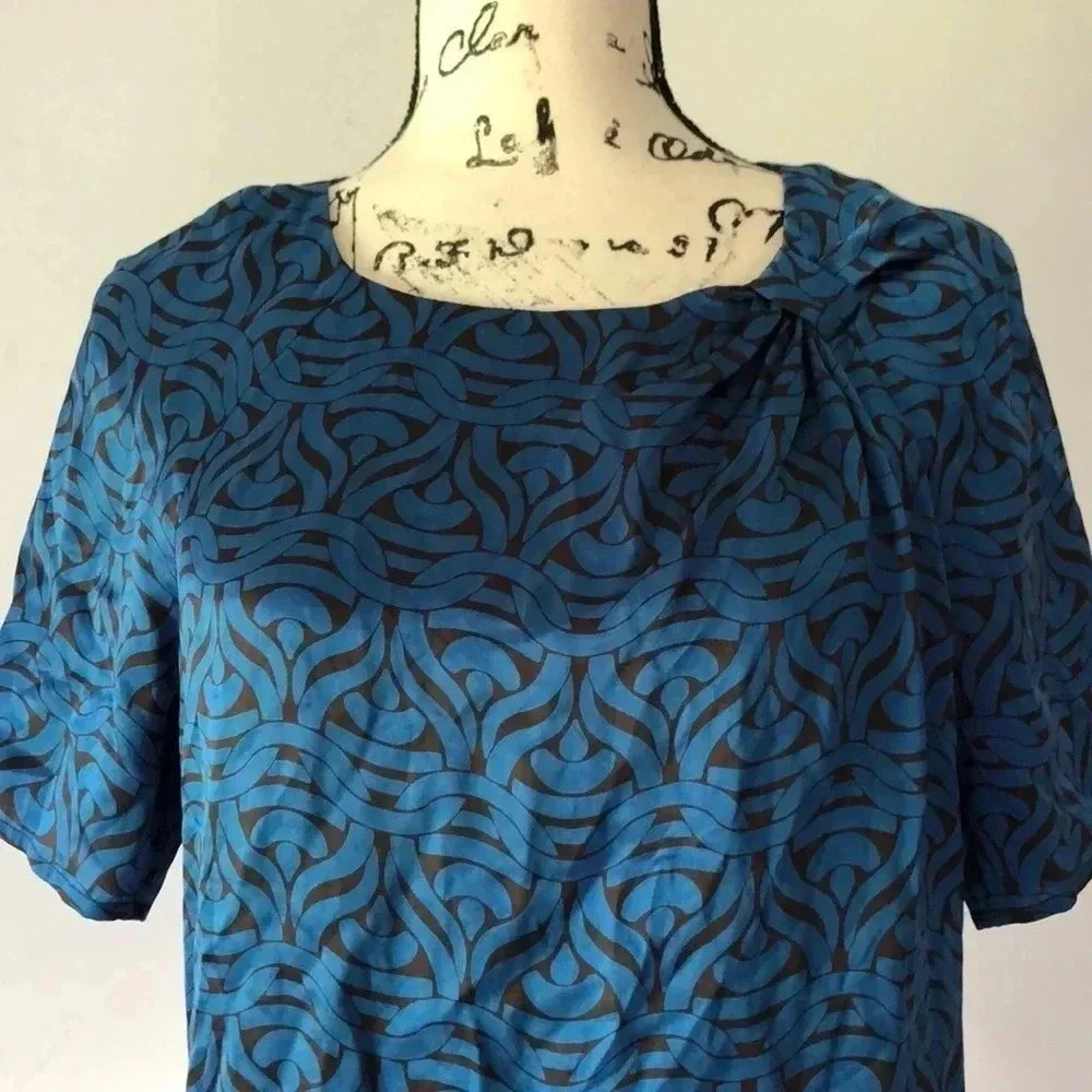 Banana Republic Silk Blouse